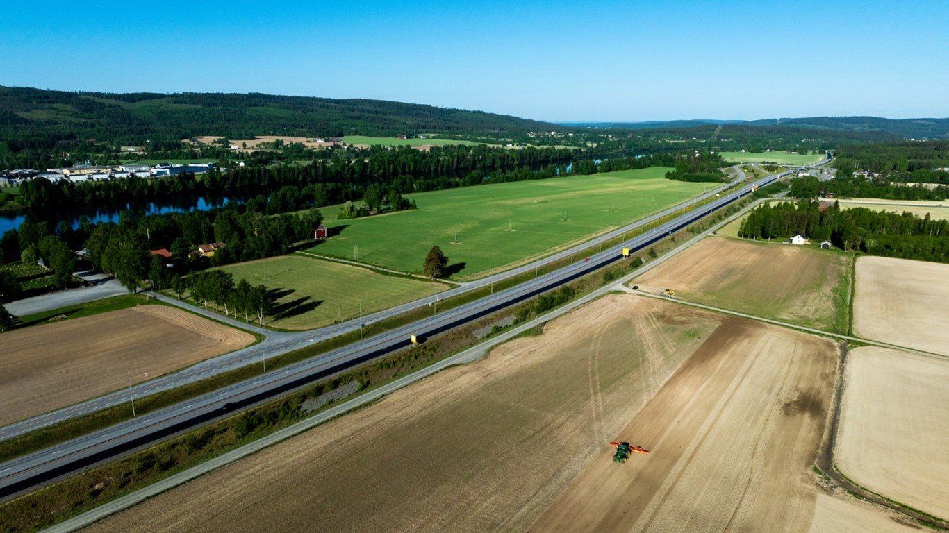 NOMINER DIN KANDIDAT: Landbrukets bærekraftpris skal løfte fram nye kandidater som kombinerer god agronomi med ansvar for klima, dyrevelferd og økonomi. (Foto: Felleskjøpet)