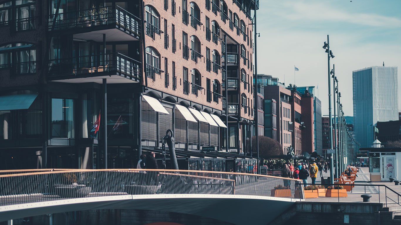 Bygninger på aker brygge i oslo