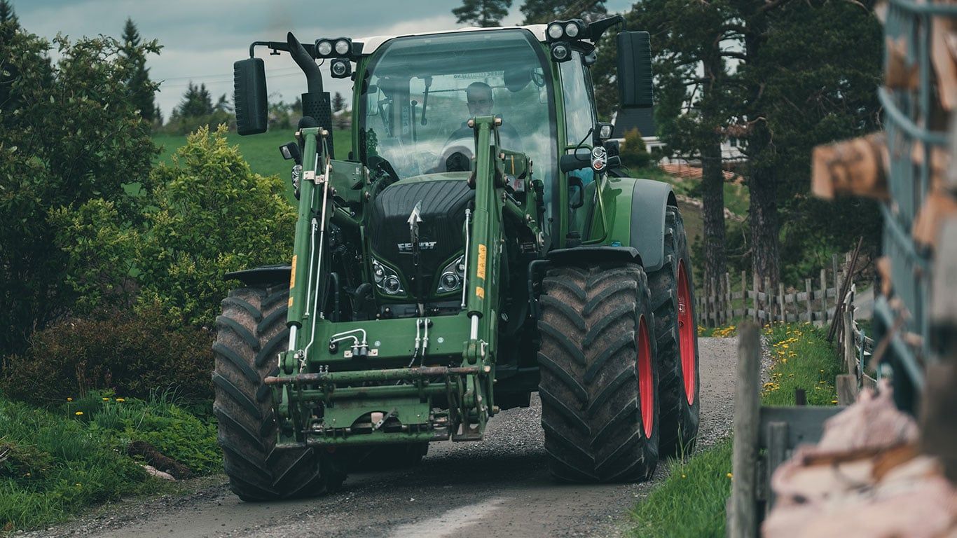 Grønn traktor